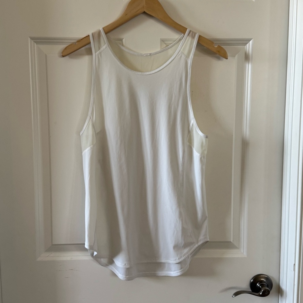 Lululemon Sculpt Tank ll - white